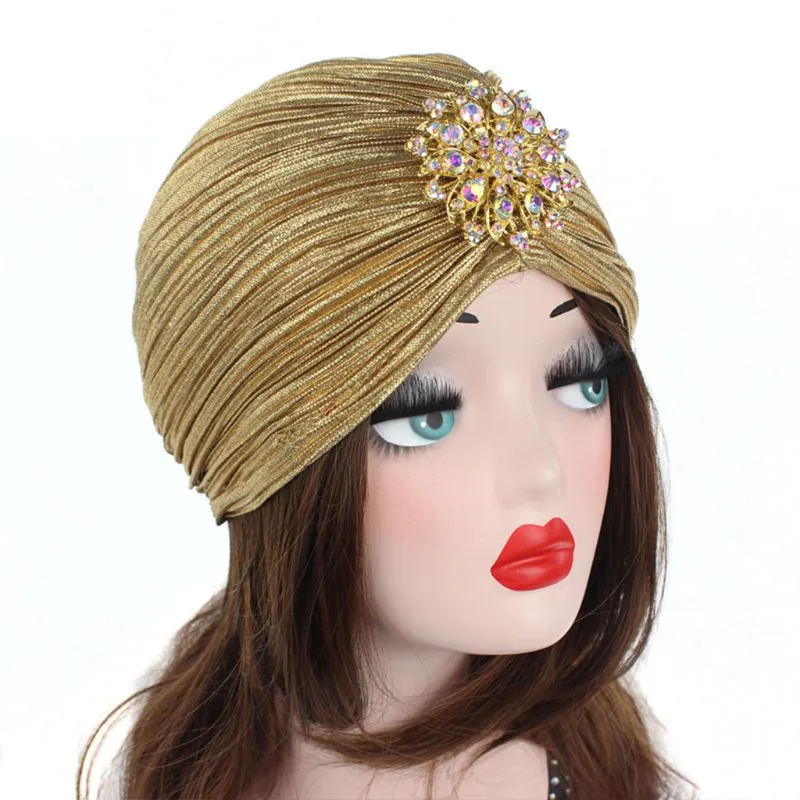 Moda feminina turbante chapéu cabeça envoltório senhora feminino ao ar livre casual plissado macio veludo capa de cabelo com broche 4 estilos236o