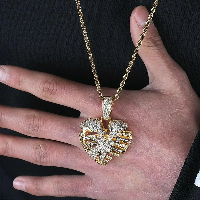 Personalizado Real 18K Oro Bling Diamante Roto Corazón Hueco Para Hombre Collar Colgante Iced Out Cubic Zirconia Amantes Hip Hop Joyería 175i