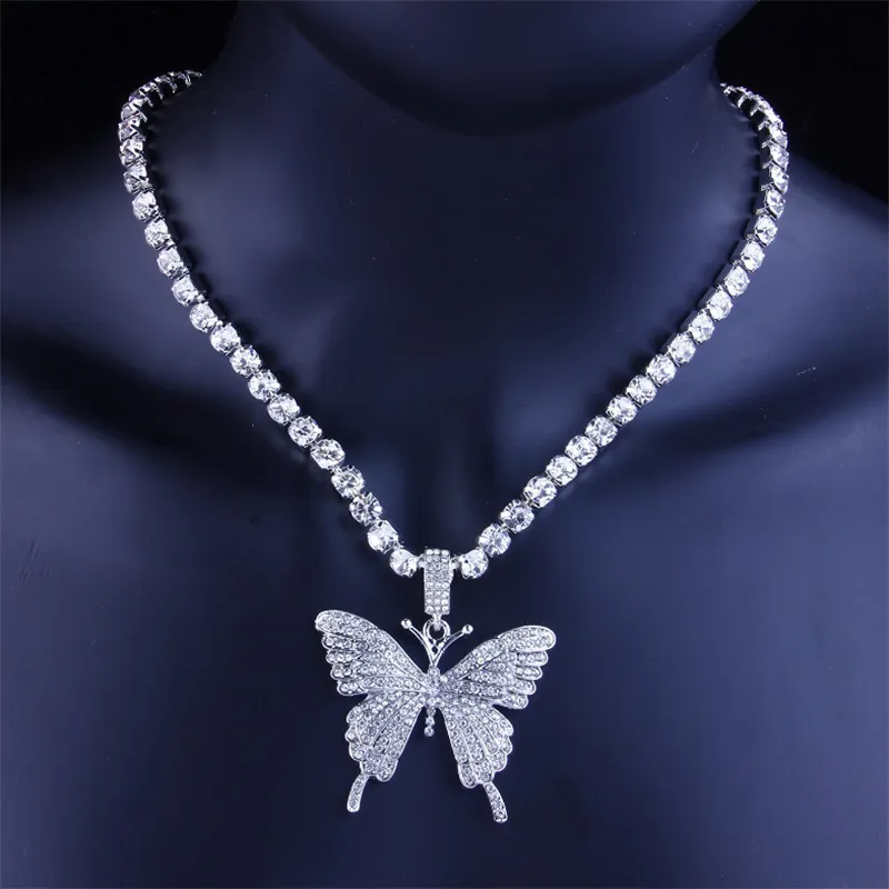Iced Out Butterfly Pendant Necklaces Luxury Women Gold Silver Pink Animal Choker Chain Fashion Cubic Zirconia Rhinestone Bling Par2727