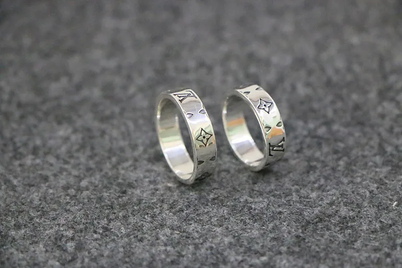 925 Sterling Silber Ring Brief Styling Paar Mode Persönlichkeit Retro Ring zum Versenden von Lover039s Geschenk 2020 new3814713