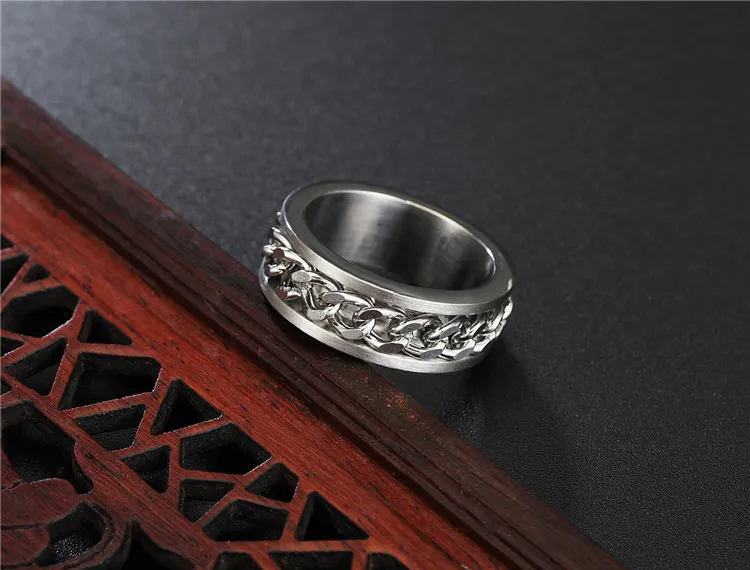 Novo designer de luxo de moda titânio anéis de aço inoxidável para homens jóias de hip hop252m