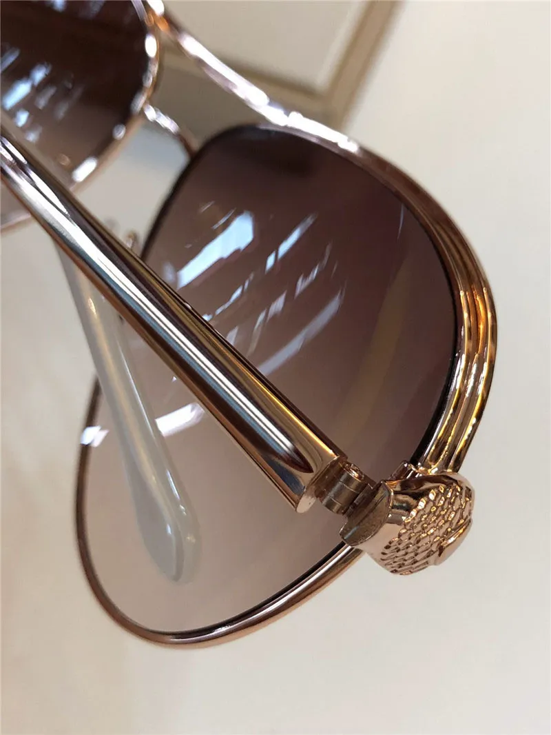 Luxo- Moda Mulheres Designer Sunglasses 1011 Metal Pilot Animal Frame Legs em forma de cobra com diamantes Proteção de alta qualidade e olho289m