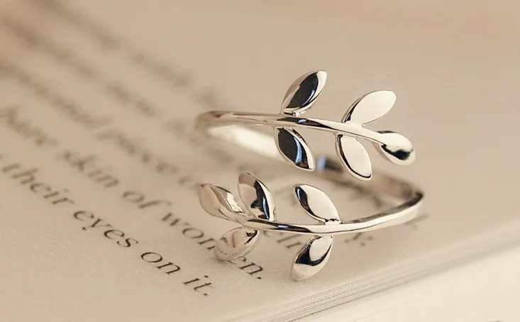 Olive Tree Branch pozostawia otwarty pierścionek dla kobiet Dziewczyna Pierścionki ślubne uroki Pierścienie liściowe regulowane kłykcie biżuteria palec świąteczność tanie 20p291q
