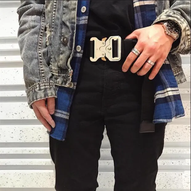 2019 nouvelle Version ALYX ceinture 130 cm montagnes russes bouton en métal toile Hip hop street wear ceinture de sécurité 294y