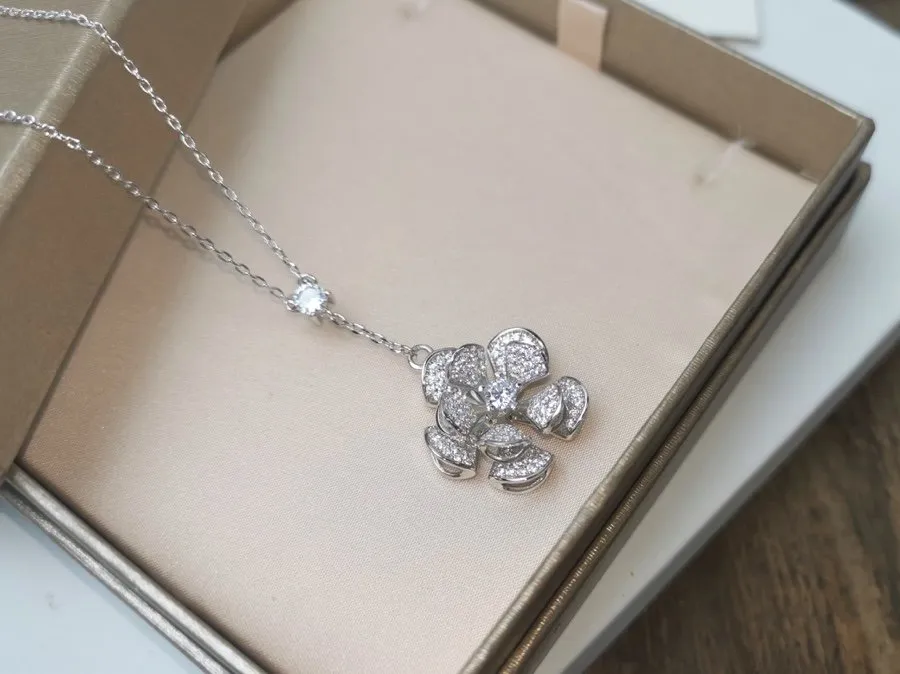 Designer kettingen sieraden Kubieke Zirkoon Wit Vergulde Bloem kettingen vrouwen Bruiloft Gift es336F