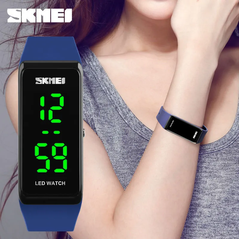 Skmei女性スポーツウォッチガールズシンプルなデザインLED LED WAMEDIES DIGITALWLISTWATCHES 30M耐水性レロジオフェミニノ1265301M