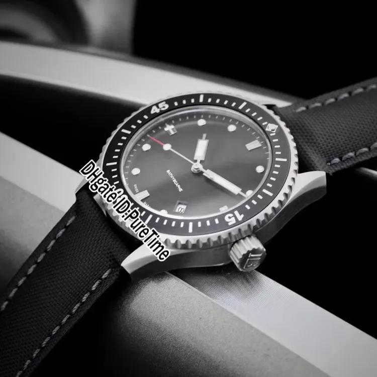 新しいFiftyファゾム50ファゾムBathyscaphe 5000-1110-B52A Steel Case Black Dial Automatic Mens Watch Nylon Leather Watches Puretime 250m