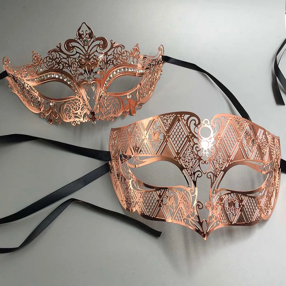 Oro rosa Donna Uomo Coppia Coppia Amante in metallo leggero Taglio laser Filigrana Veneziana Mardi Gras Ballo in maschera Maschere da ballo Set T2317t