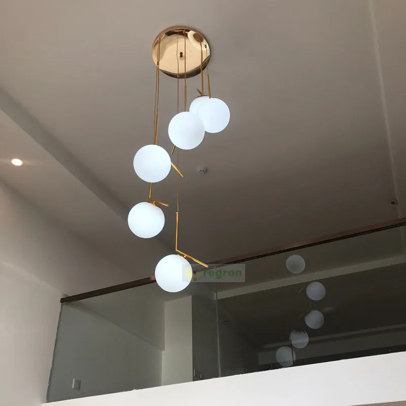 Moderne lange Treppenlichter, die kreative Villa-Wohnzimmerlampe magische Bohnendekorationsglaskugel-Esszimmer-Pendelleuchte 213l beleuchten