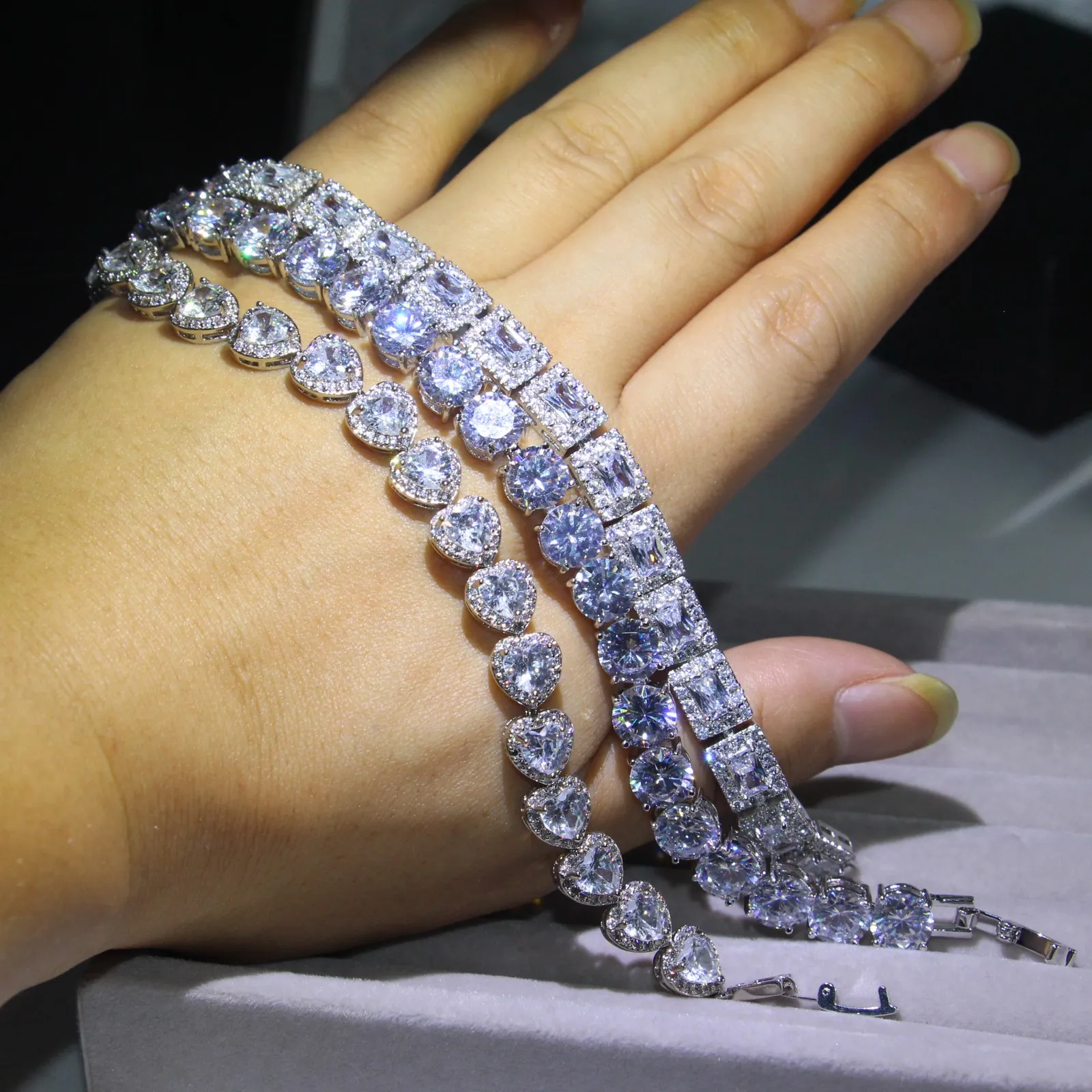3 gioielli di lusso stile Victoria Shinning argento sterling 925 completo taglio principessa topazio bianco diamante CZ braccialetto da sposa Romania For267A