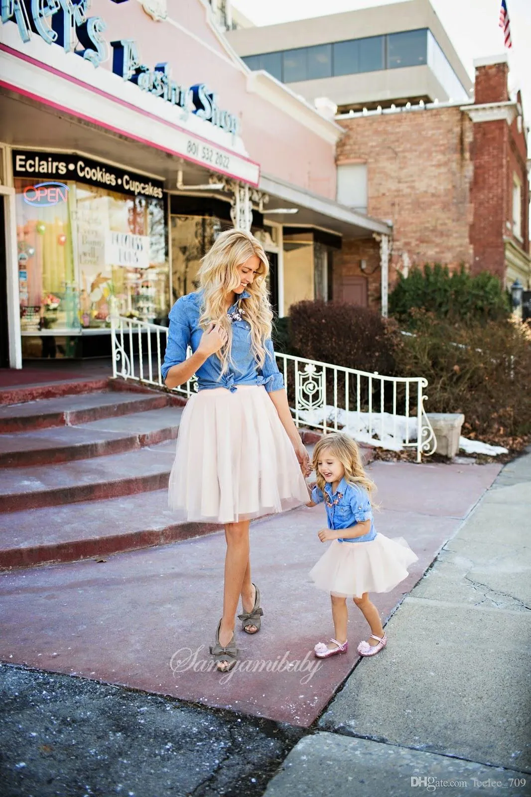 Family Matching Clothes Mommy And Daughter Dress Mom & Me Denim Blouse White Tutu Skirts Sets