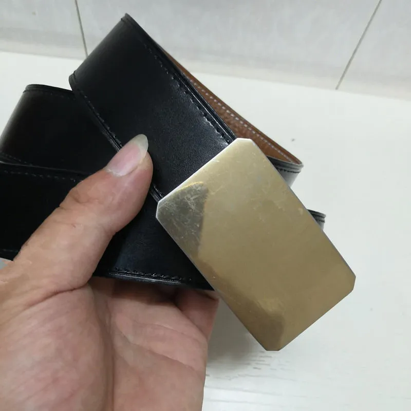 2019 -vendita Cintura in pelle di alta qualità Uomo e donna Fibbia in oro Fibbia in argento Cinture nere Consegna con scatola252g
