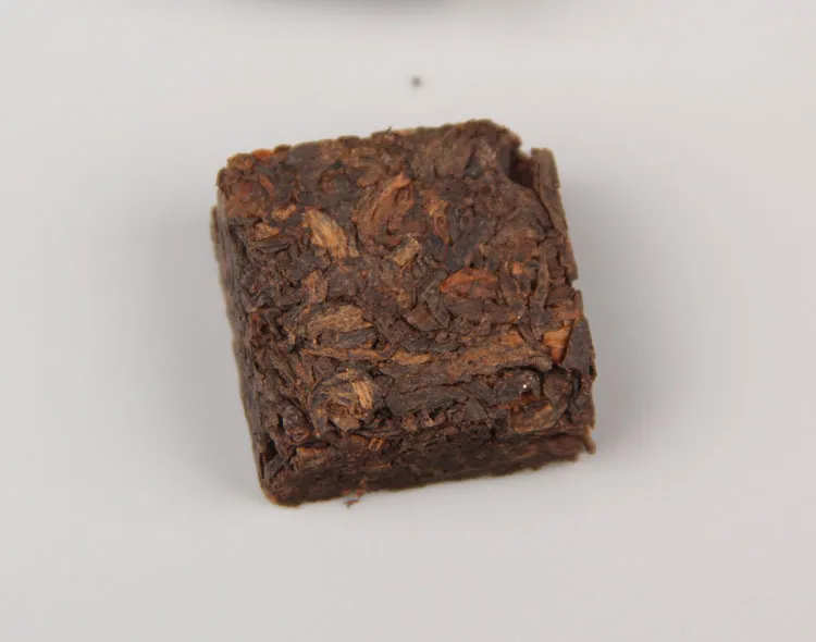 250g Wholesale Yunnan Pu'er Tea 2003 Mianzi Cooked Tea Xiaojin Brick Pu'er Mini-Xiaotuo Tea