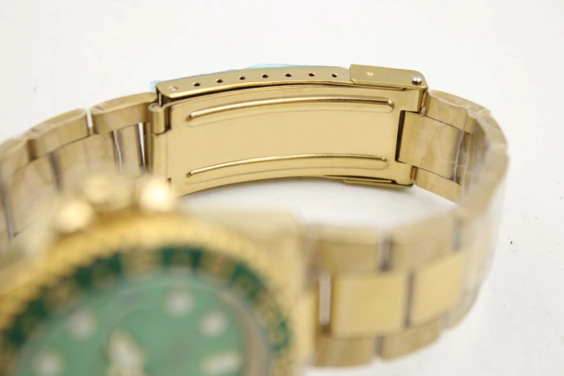 Men's mechanical watch 116710 business casual modern gold stainless steel case green side ring dial 4-pin calendar1974