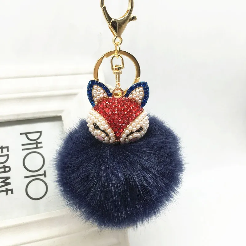 Winter Faux Rabbit päls Nyckelring med Rhinestone Fox Head Keyring Pompom Fluffy Key Chains Crystal för Women305D