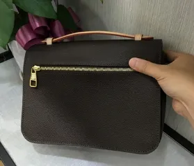 Fashion Sac à main le sac à main pour femmes en cuir authentique 40780212N