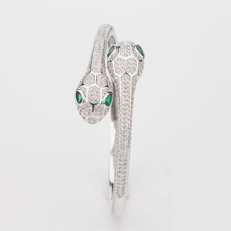 Nuovi set di gioielli di marca di moda Lady Brass Full Diamond Occhi verdi Doppie teste Serpente Serpente Braccialetti in oro 18 carati Anelli Set 227S