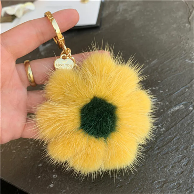 100% Real Genuine Fur Flower Daisy Pompom Bag Charm Keychain Pendant Car Phone Keyring Gift296D