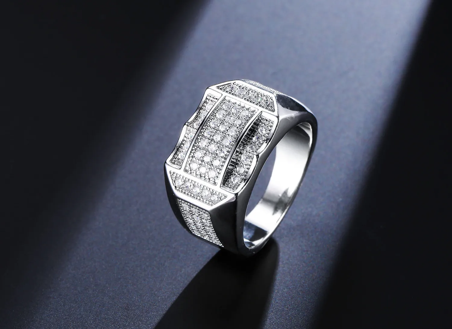 Omhxzj band entier anneaux européens Fashion Man Party Mariage Gift Luxury Square White Zircon 18kt Blancs Gold Rose Gold Ring RR48781642