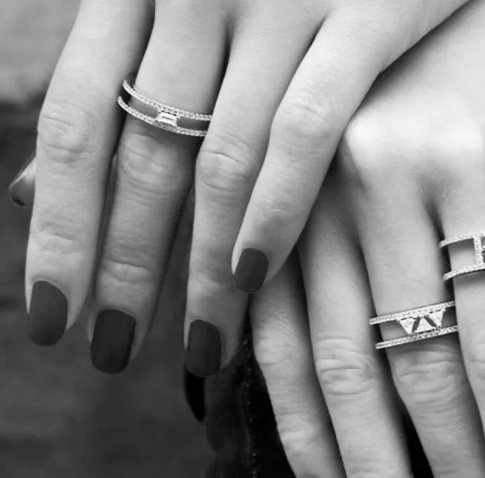 Frauen hewelry Hochzeit Verlobungsring Schmuck 925 Sterling Silber Dreieck Hohl Weißgold Ring2589