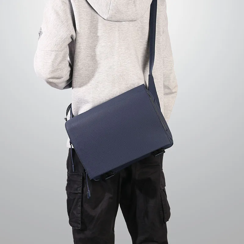 Code 1268 Fashion Men Messenger Bag Man Schoudertas Designer Male Crossbody Tassen Flap Bag Hoge kwaliteit269L