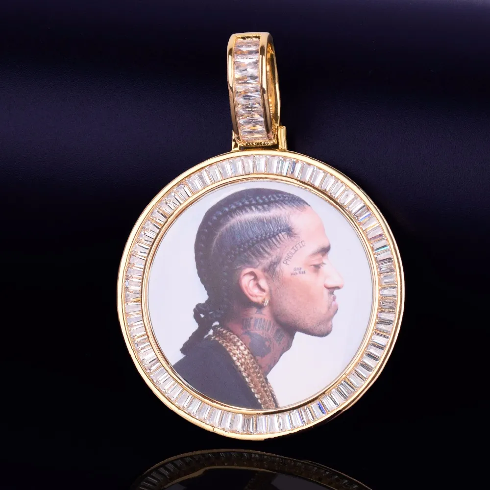 Medallones Po personalizados, collar redondo, colgante con marco Po con cadena de tenis de diamantes, hielo dorado, Rock Street, Hip hop para hombres J286P