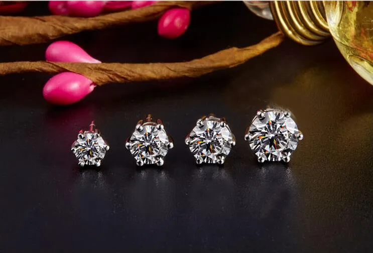 Lüks Kadın Erkekler Unisex CZ Diamond 6 Prong Saplama Küpe S925 Gümüş Düğün Aşk Küpe Takı Boyutu 3mm 4mm 5mm 6mm 8318W