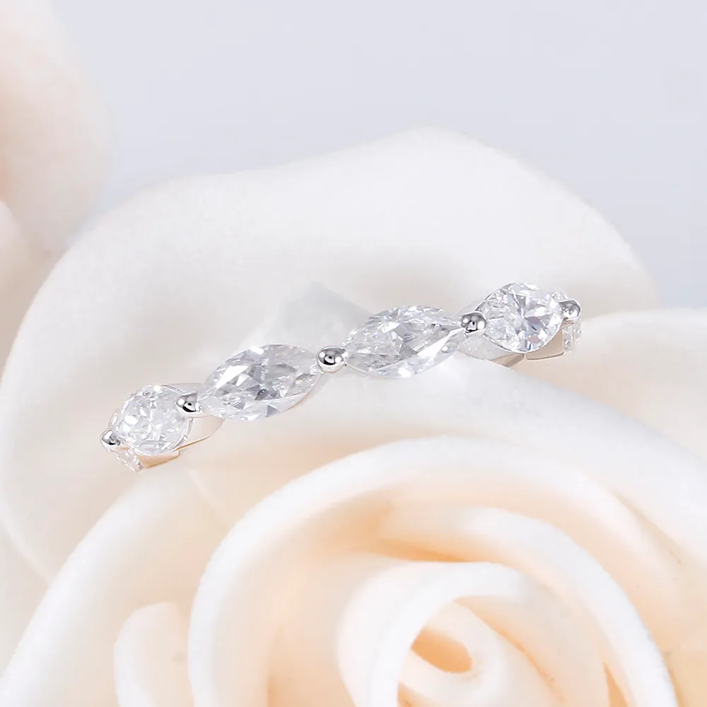 moissanite engagement wedding band (3)