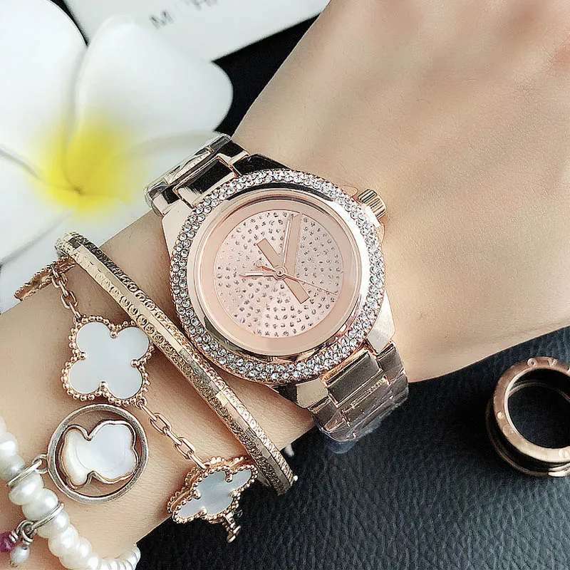 Fashion Crystal Design Watches Women Girl Big Letters Style Metal Steel Band Quartz Wrist Watch M89274V