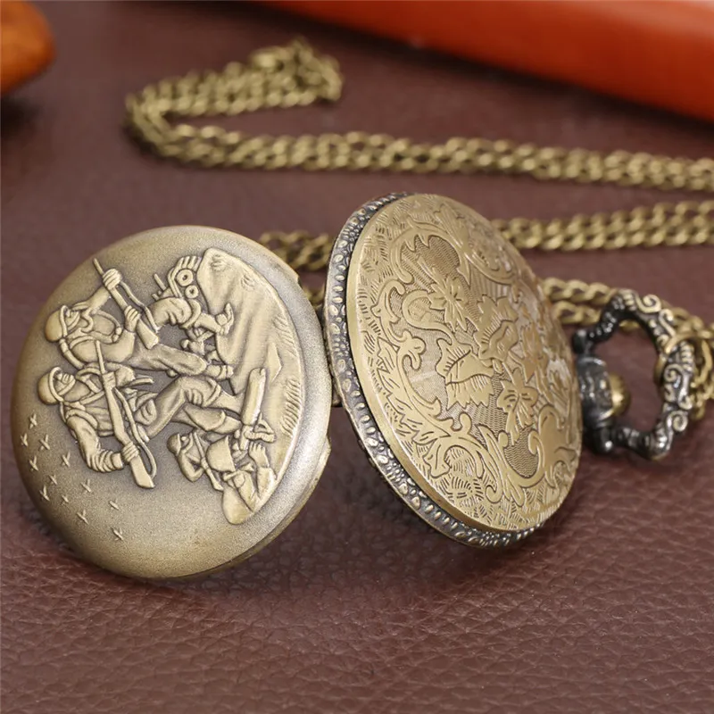 Steampunk Solider War Watches Carving Battlefield Alloy Case Män Kvinnor Quartz Pocket Watch Analog Display Halsband Pendant Chain C313A