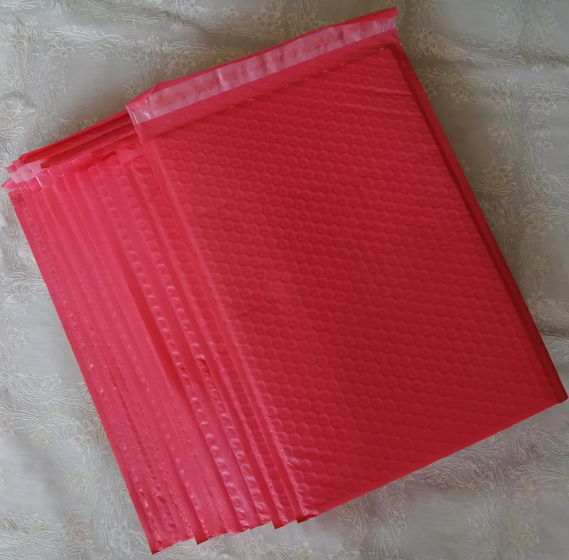 パッケージングエンベロープ大きなバッグパッド付き封筒白いピンクの黒いバブルメーラーバブル