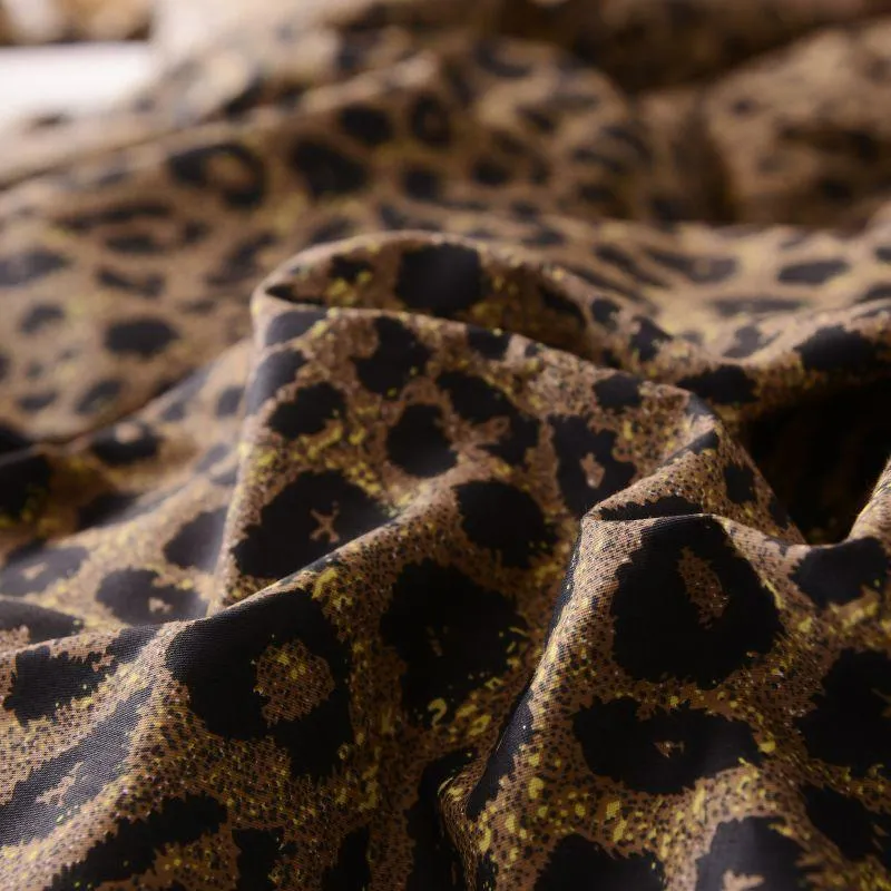 Brun leopard 100%bomullsflödet Set Queen King Size Bed Set Däcke Cover Bed Sheet Emitted Sheet Ropa de Cama Parure de Lit T2251W