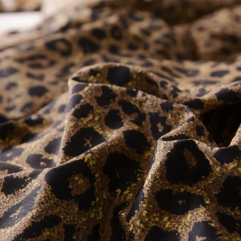 Brun leopard 100%bomullstvillingbäddsuppsättning drottning king size säng set täcke täcke lakan monterad ark ropa de cama parure de lit t2328h