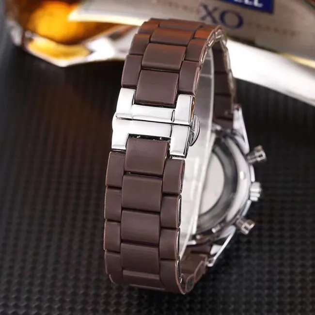 すべての小さなダイヤルは豪華なメンズウォッチトップブランドデザイナーストップウォッチクォーツ腕時計腕を男性のギフトバレンタインデーPresen270s