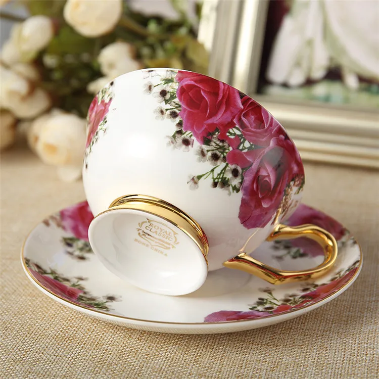 Tasse à café britannique rose rouge, ensemble de tasses en porcelaine, rétro créatif, service à thé européen en céramique pour la maison, cup269I