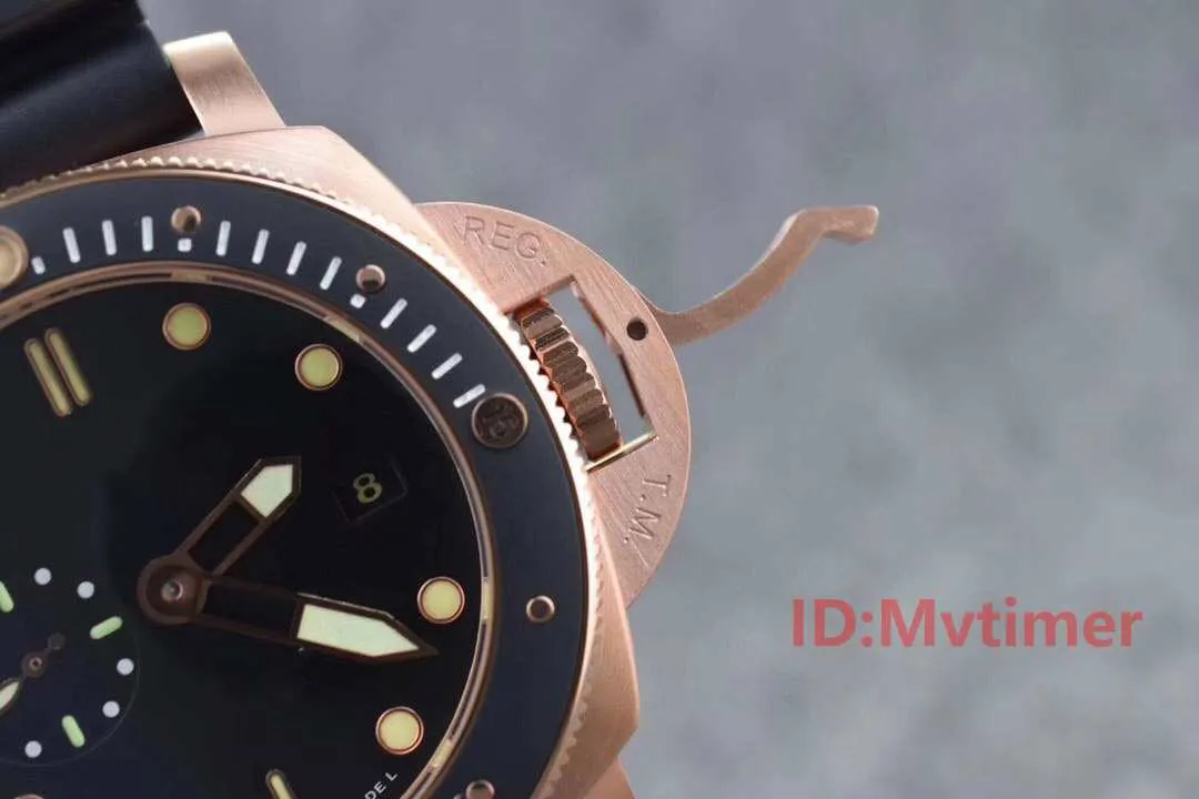 Créatrice de mode de luxe Watch Men Mens Mécanique Mouvement automatique Montres en acier Masculino horloge de bracelet