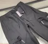 Autumn and Winter New Fashion Black Pants ~ Högkvalitativ silkeslipp Bekväm bomullsmaterial USA-storlek Multi-Pocket Mens Designer