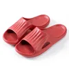 Gai gai billigare tofflor glider sko sko män kvinnor sandal plattform sneaker mens kvinnor röda svarta vita gula glidsandaler tränare utomhus inomhus toffel stil 1-8 barn