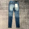 Diseñador para hombres Mujeres Pantalones Púrpura Marca Jeans Verano Agujero 2023 Nuevo estilo Bordado Self 583 900 895
