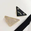 Designers Geometric Diamond Brosches Womens Brand utsökta Design Guldbrosch Fashion Rostfritt stål Solid Color Pins Love