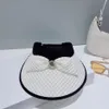 Visières Bowknot été vide haut marque de mode chapeau de créateur pare-soleil réglable losange treillis femmes vacances visière casquette