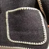 オンラインセレブの女性ウールブレンド女性ウールブレンド女性シングルブレストジャケット秋の冬の黒いスカーフカラー刺繍白いフリンジ車DVWJ
