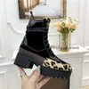 Platform Boot Classic Desert Thick Bottom Snow Boots Flatform Ankle Martin Booties Fashion Lace-Up Heeled Boot Treaded Rubber Outsole