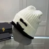Дизайнерская шапка из трикотажа, однотонная универсальная шапка высокого качества, вязаная теплая шапка с буквенным дизайном, рождественская шапка