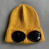 CP Beanie Hat Bonnet Designer Två linsglasögonglasögon, männor Män CP Stickade hattar Skull Caps Outdoor Women Uniesex Winter Beanie Black