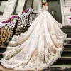 Michael Cinco Castle Church Brautkleider, eine schulterfreie Linie mit langen Ärmeln, schlichte 3D-Blumenspitze-Kathedralenschleppe-Brautkleider