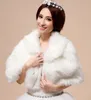 Luxury Warm White Wedding Giacche in pelliccia da sposa Pellicce sintetiche Accessori da sposa invernali Colletto avvolgente 20163716124