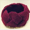 Moda 1 sztuk Nowy Crochet Twist Dzianiny Headwrap Headbrap Pałąk Zima Włosy Hairband Dla Kobiet 10 Kolory Kobiet Naklejki