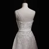 Real Picture Luxury Beaded Wedding Dresses 2015 Glänsande brudbröllopsklänningar med Sequins One Shoulder Sheer Wedding Wear With Bow MT028