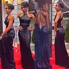 2016 Sexy Black Sleutelhang Hals Crystal Beaded Collar Cocktail Prom Dresses met Pailletten Open Back Dimond Biemen Avondjurken Partyjurken